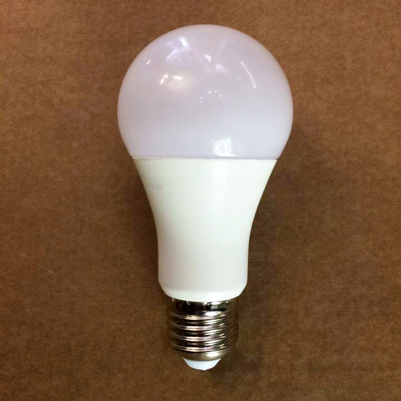 Lampadina LED E27 Goccia Dimmerabile – Stilluce Store